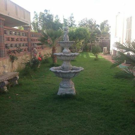 הוילה San Giovanni Suèrgiu Su Suergiu מראה חיצוני תמונה